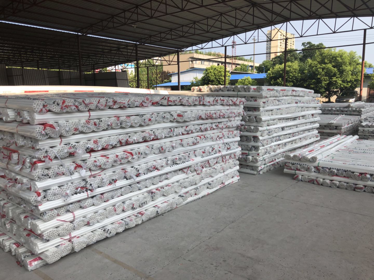 四（sì）川四房播播五月塑膠有（yǒu）限公司